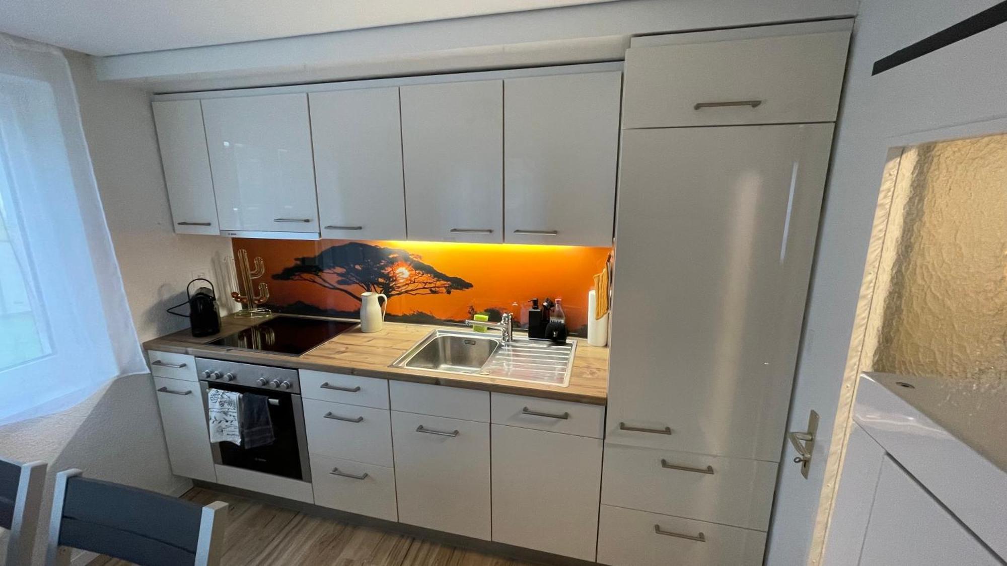 Edelweiss Apartment *